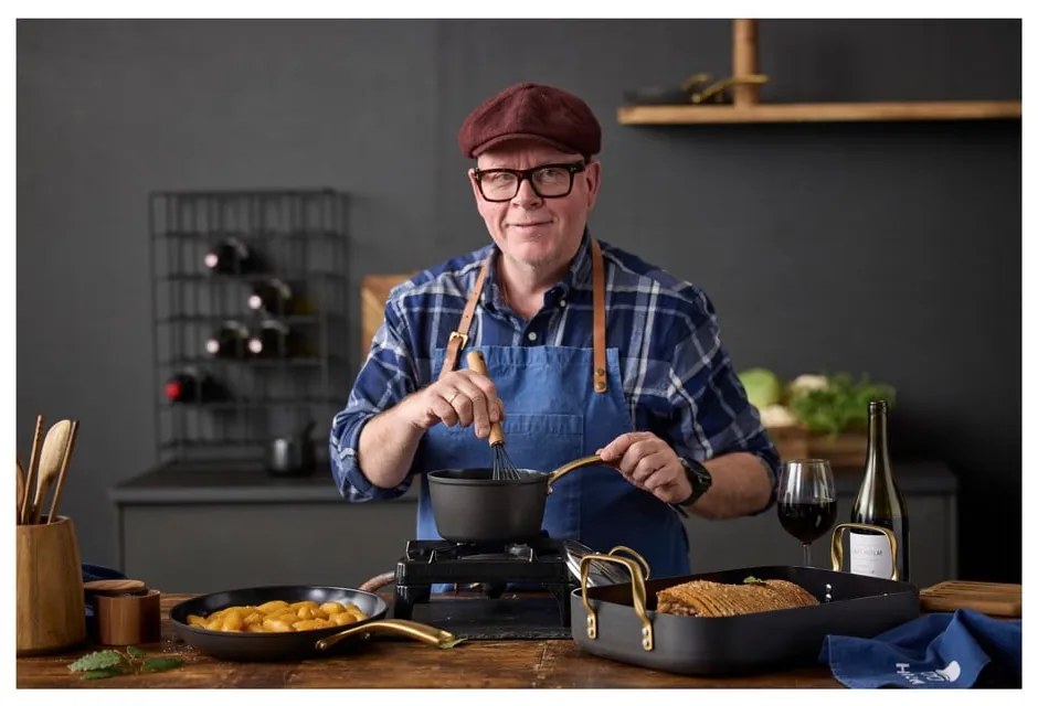 Padella in alluminio con superficie antiaderente ø 28 cm – Holm