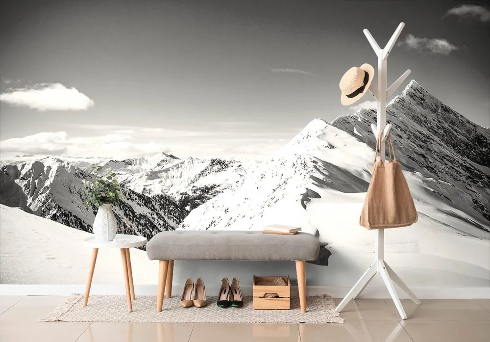Carta da parati – Montagne innevate in bianco e nero