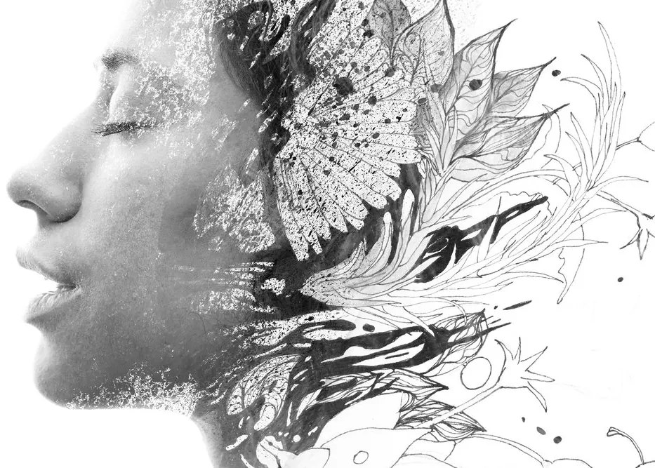 Stampa su tela – Donna con fiori dipinti in bianco e nero