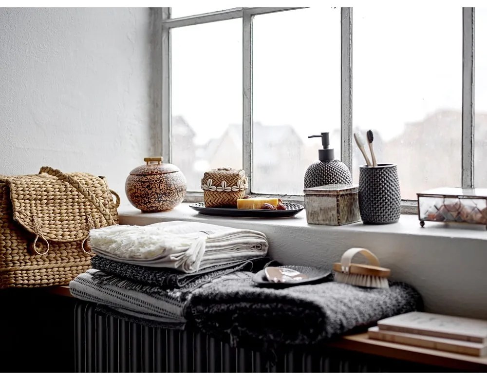 Set di accessori da bagno grigio in gres Hrin - Bloomingville