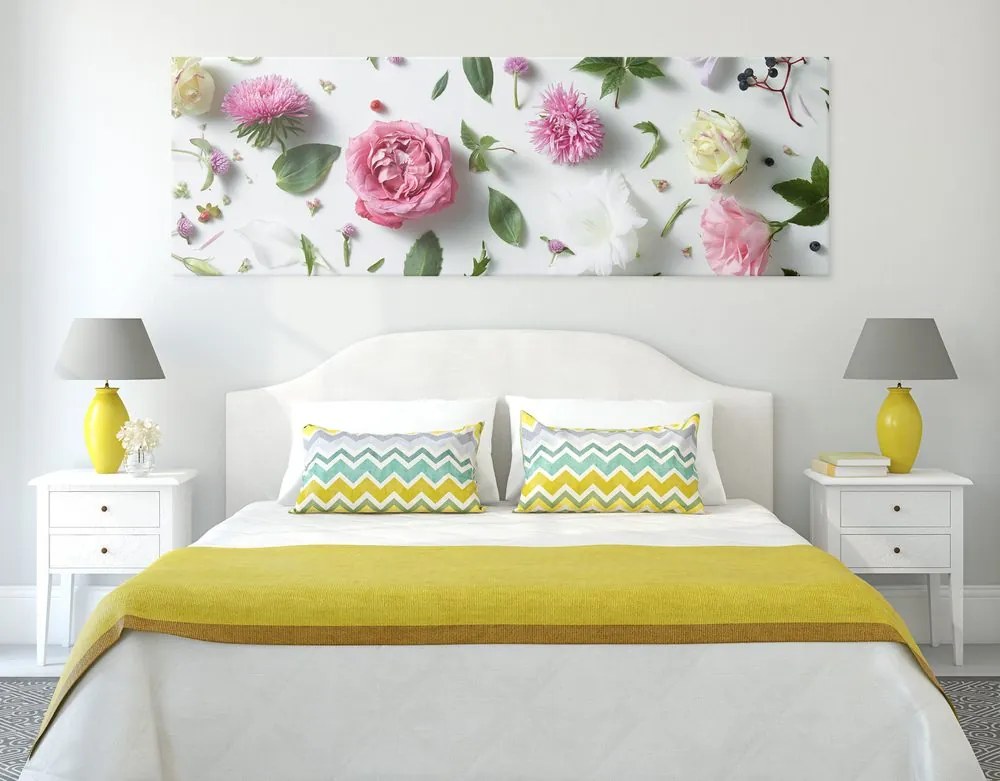 Quadro su tela – Natura morta delicata di fiori