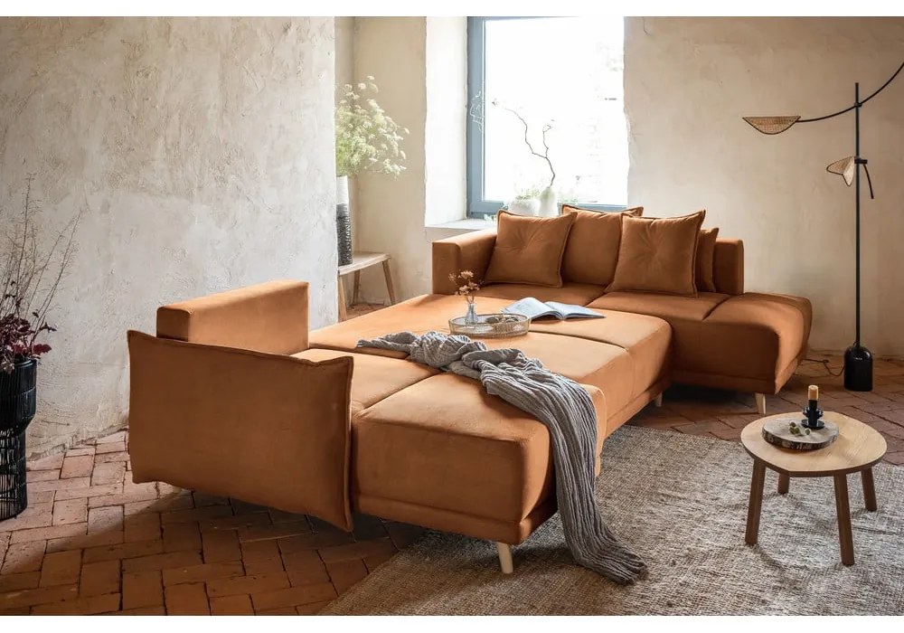 Divano letto angolare in velluto a coste color mattone (angolo destro a forma di U) Lazy Lukka - Miuform