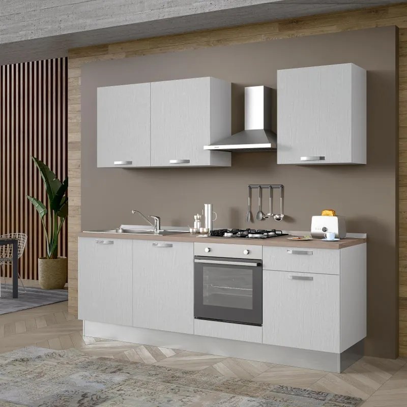 Cucina montata Dora bianco spatolato, lavello a sinistra, L 240 cm, completa di: cappa a camino, piano cottura a gas e forno