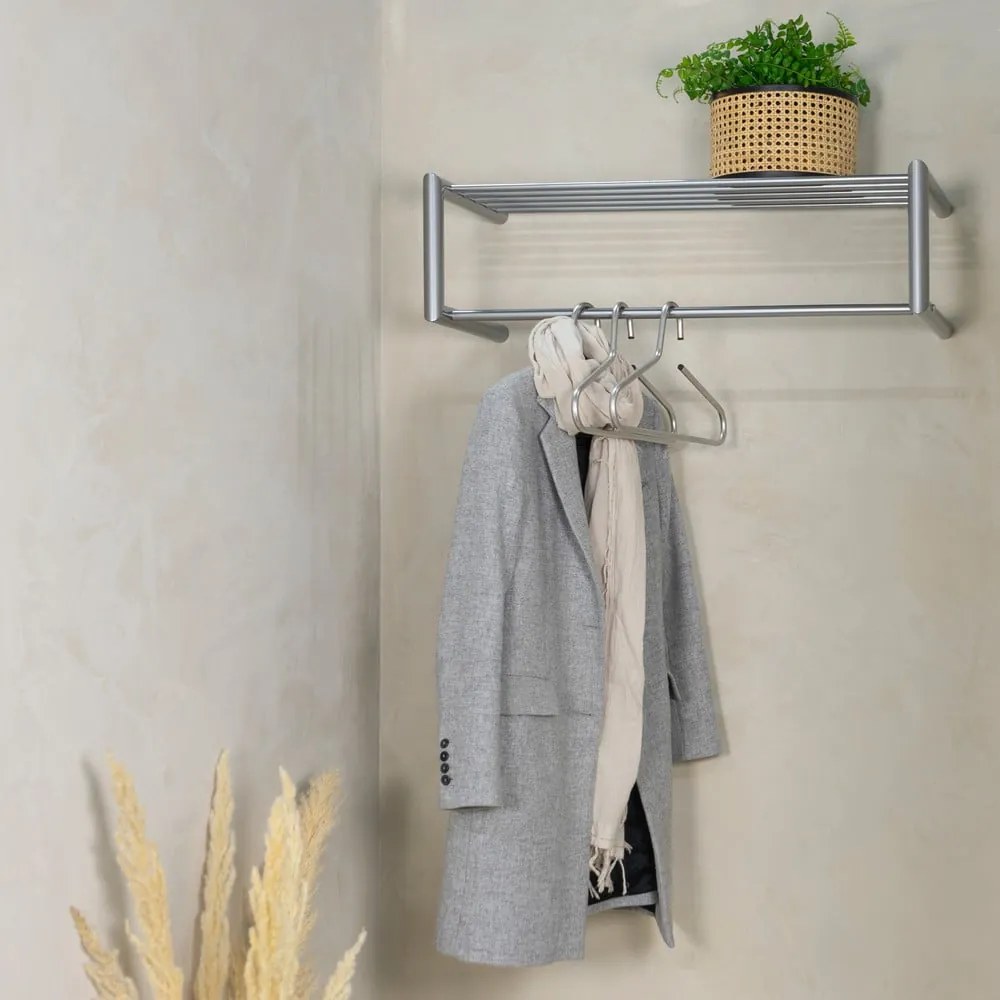 Attaccapanni da parete argentato in metallo con scaffale 80 cm Smooth – Spinder Design
