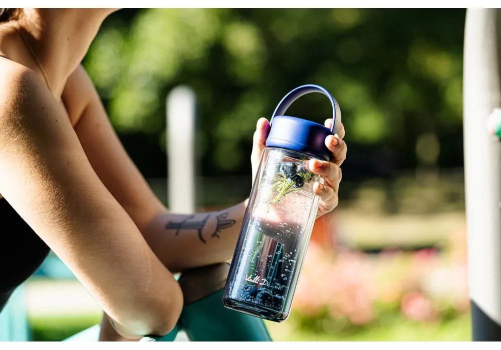 Bottiglia color menta in vetro 350 ml Fuori – Vialli Design