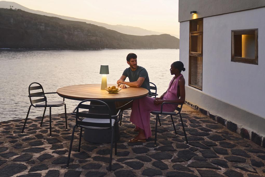 Kave Home - Lampada da tavolo grande da esterni Arenys in metallo con finitura in turchese
