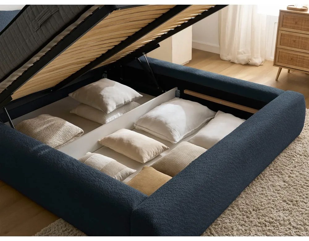 Letto matrimoniale in blu scuro imbottito con spazio contenitivo con rete inclusa 180x200 cm Orlane – Bobochic Paris