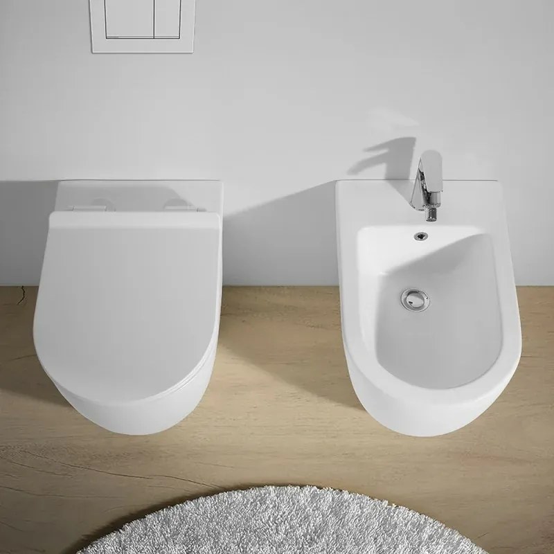 Sanitari Filomuro in ceramica bianca opaca con copriwc e scarico tornado Tokyo