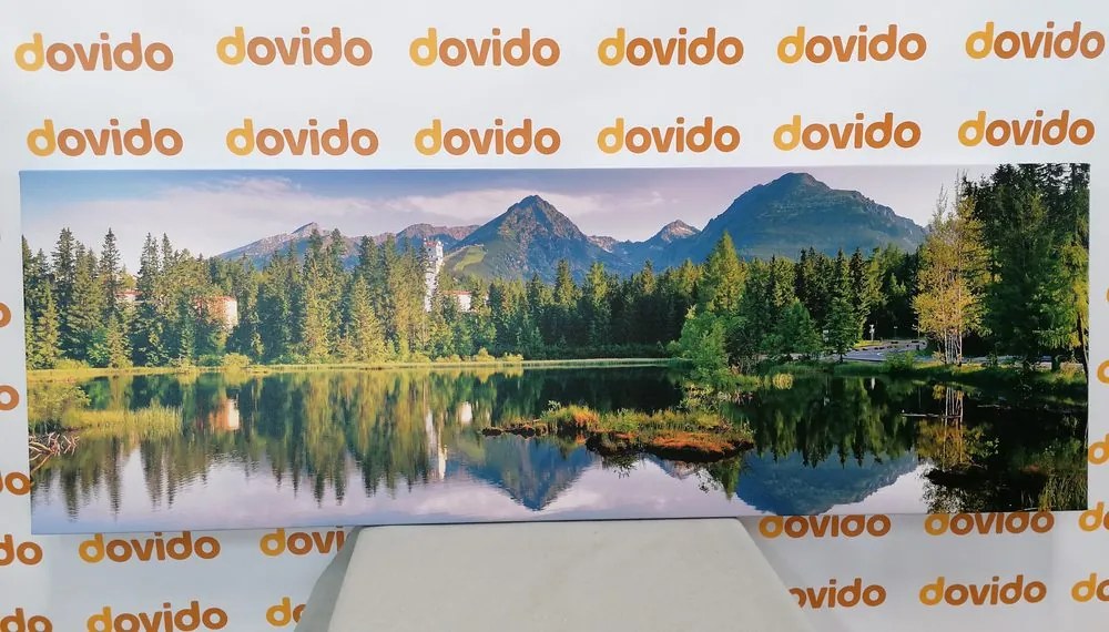 Quadro su tela – Magnifico panorama montano sul lago
