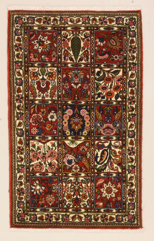 Bakhtiar Tappeto 100 x 60 (Iran) Annodato A Mano