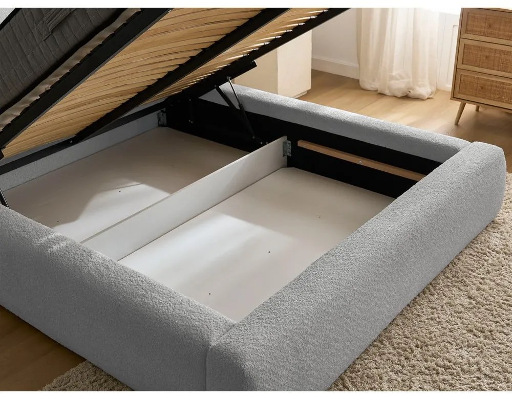 Letto matrimoniale in grigio chiaro imbottito con spazio contenitivo con rete inclusa 160x200 cm Orlane – Bobochic Paris