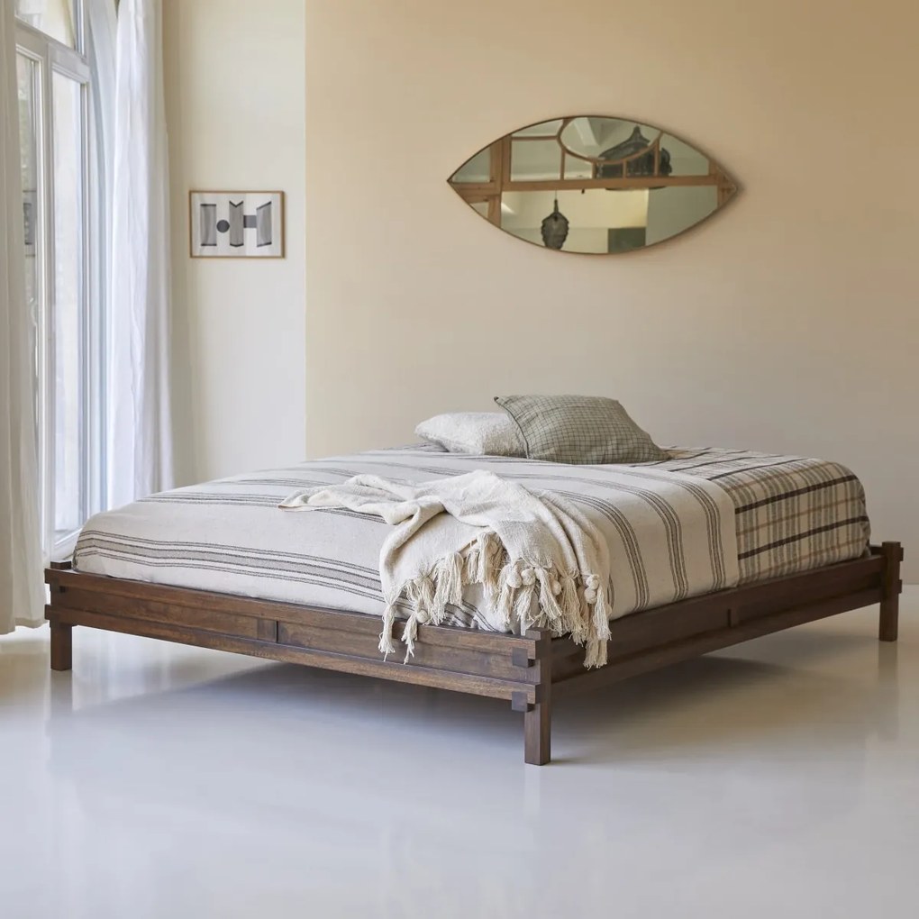 Tikamoon - Letto in legno di mango da 175 x 210 Arko