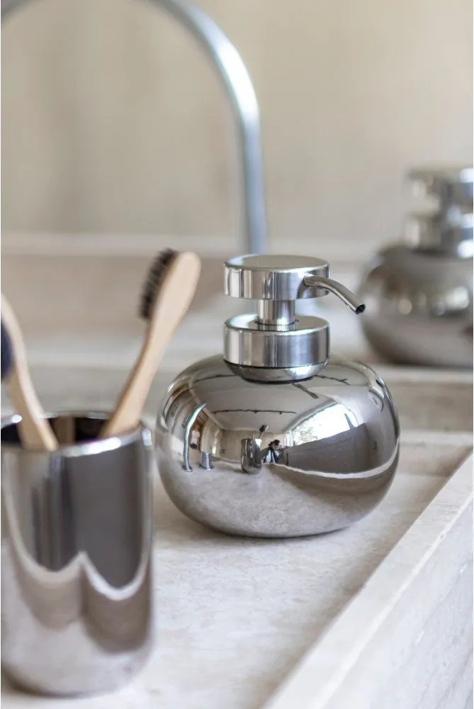 Dispenser per sapone argentato in ceramica 200 ml Lotus – Mette Ditmer Denmark
