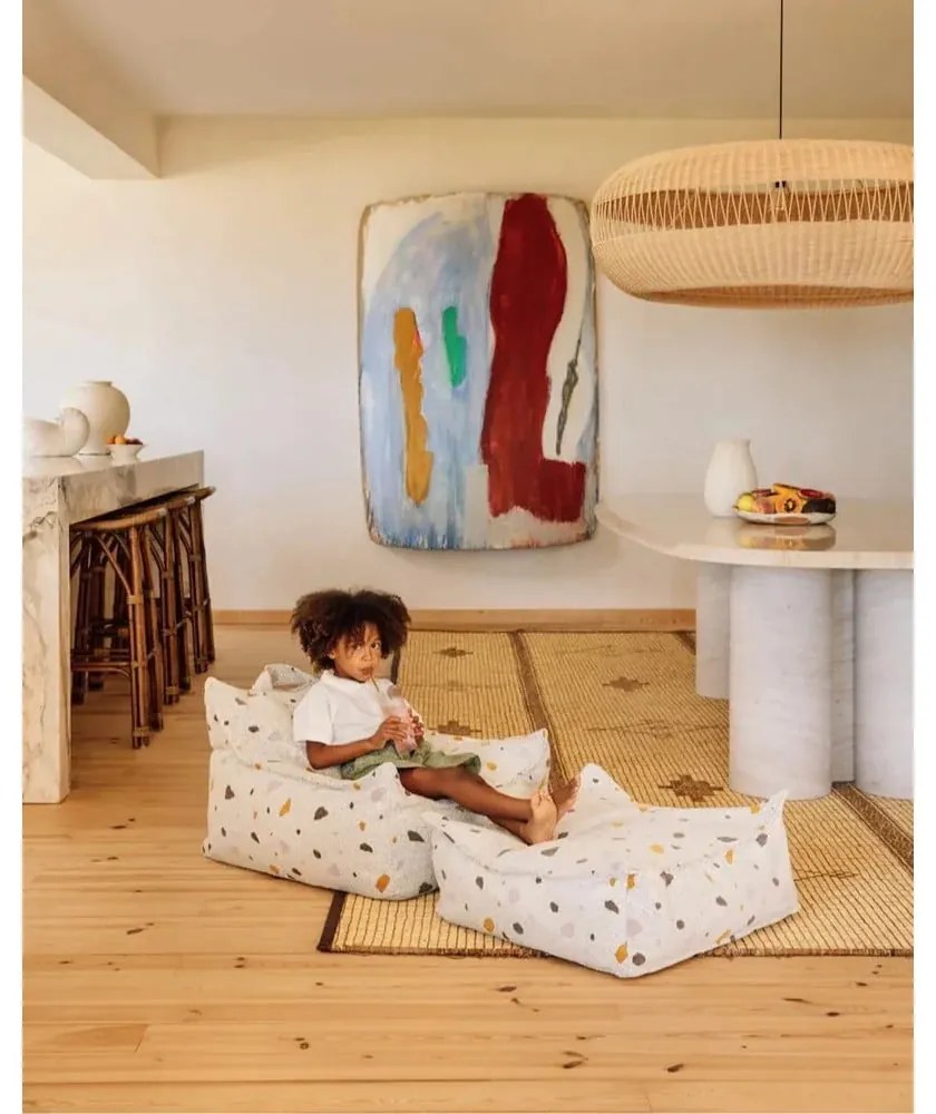 Pouf a sacco per bambini bianco con rivestimento in bouclé e ciniglia Terrazzo Square – Wigiwama