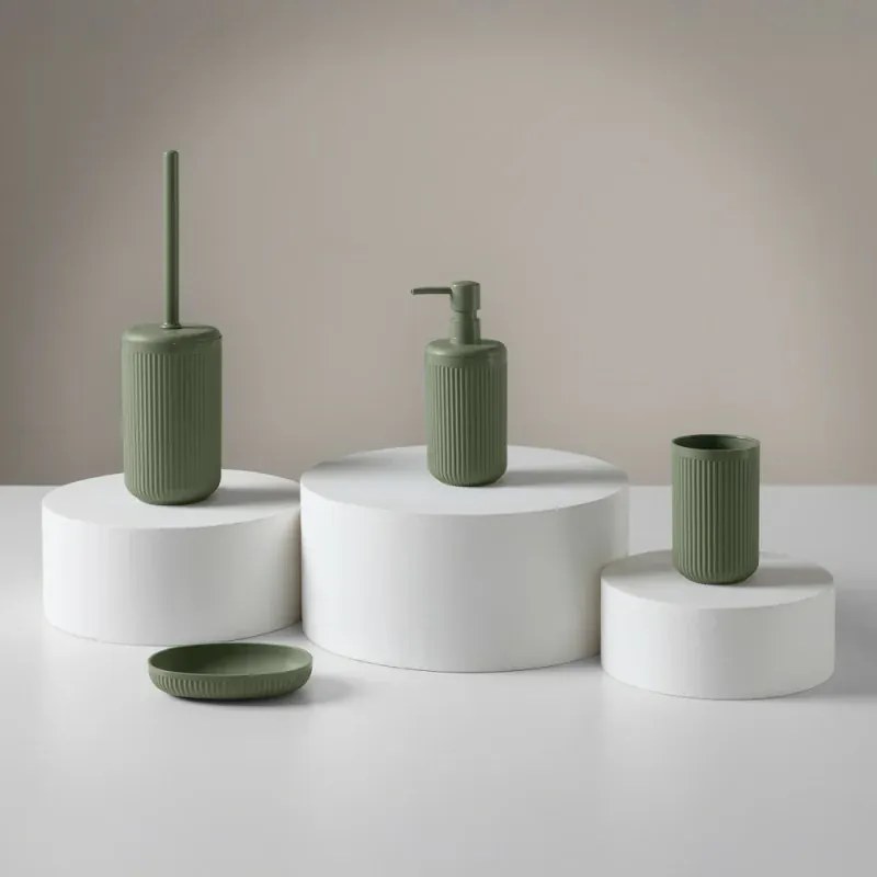 Set accessori bagno 3 pz con dispenser portaspazzolino e portasapone verde cannettato Arizona