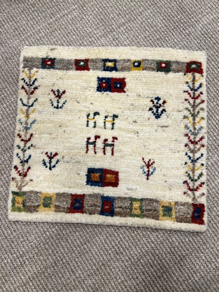 Gabbeh Tappeto persiano 40 x 40 Beige (Iran) Annodato A Mano