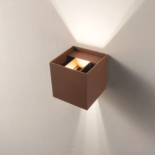 Applique in alluminio per esterni Corten con alette regolabili CUBE 10x10 cm