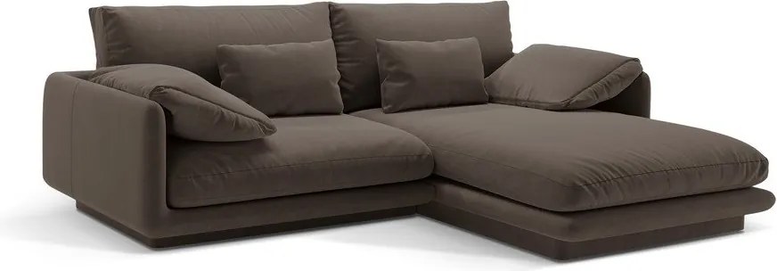 Divano angolare marrone (con penisola a destra/con chaise lounge) con rivestimento in velluto Torino – Micadoni