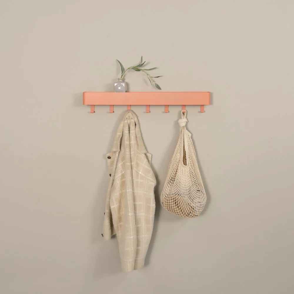 Attaccapanni da parete color salmone in metallo con scaffale 72 cm Dax Play – Spinder Design