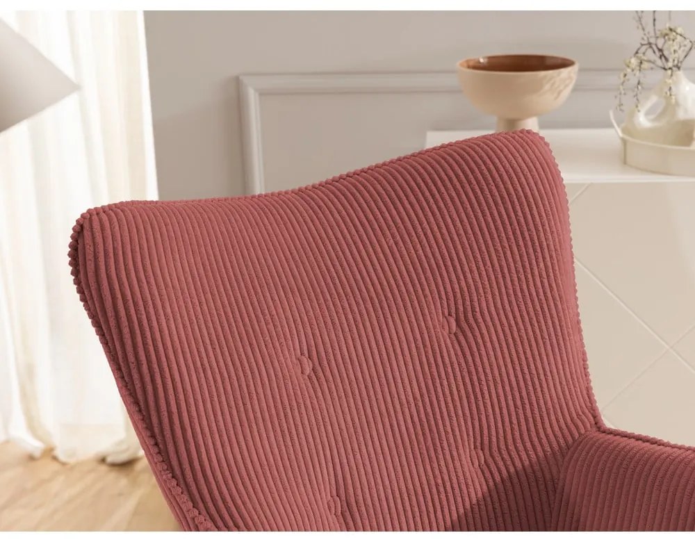 Poltrona rossa con rivestimento in velluto a coste Niko – Ropez