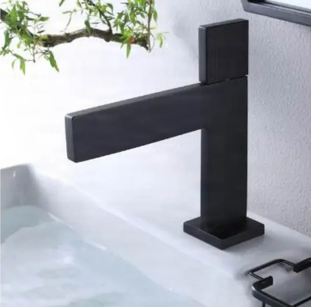Rubinetto da bagno ELITE EDITION BS1420 in ottone con getto a cascata, disponibile in più finiture — Nero