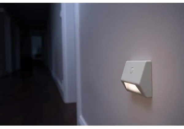 Osram - Lampada per scale a LED con sensore NIGHTLUX LED/0,25W/3xAAA IP54