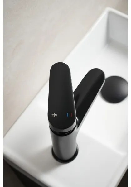 KFA Armatura 5552-815-81 - Rubinetto lavabo OTAVA 15 cm nero opaco
