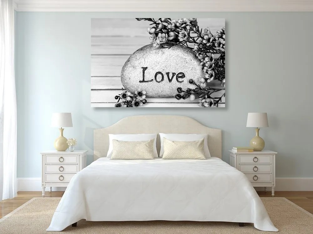Quadro su tela – Con scritta su pietra Love in bianco e nero
