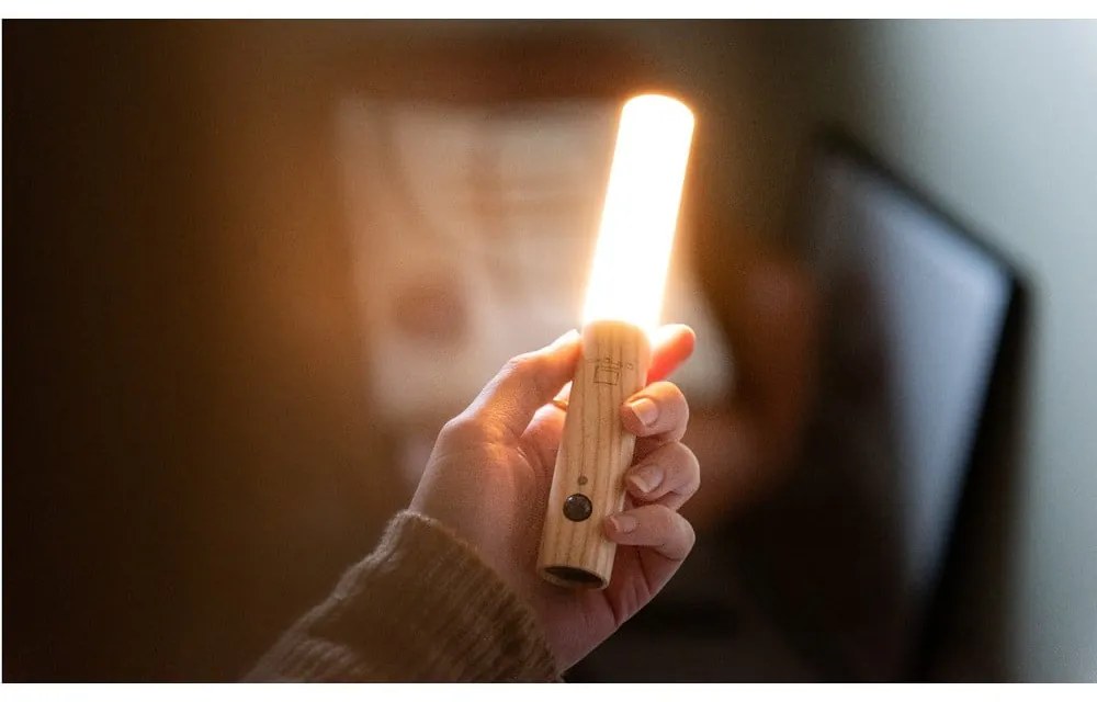 Lampada da parete con ricarica USB Baton – Gingko