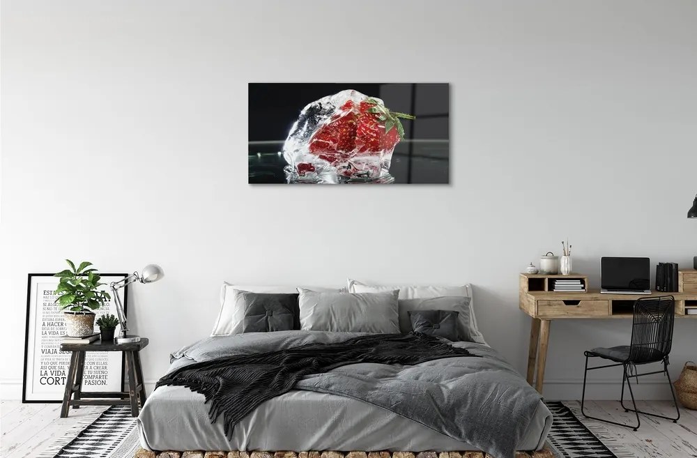 Quadro in vetro Fragola in un cubetto di ghiaccio 100x50 cm 2 appendini