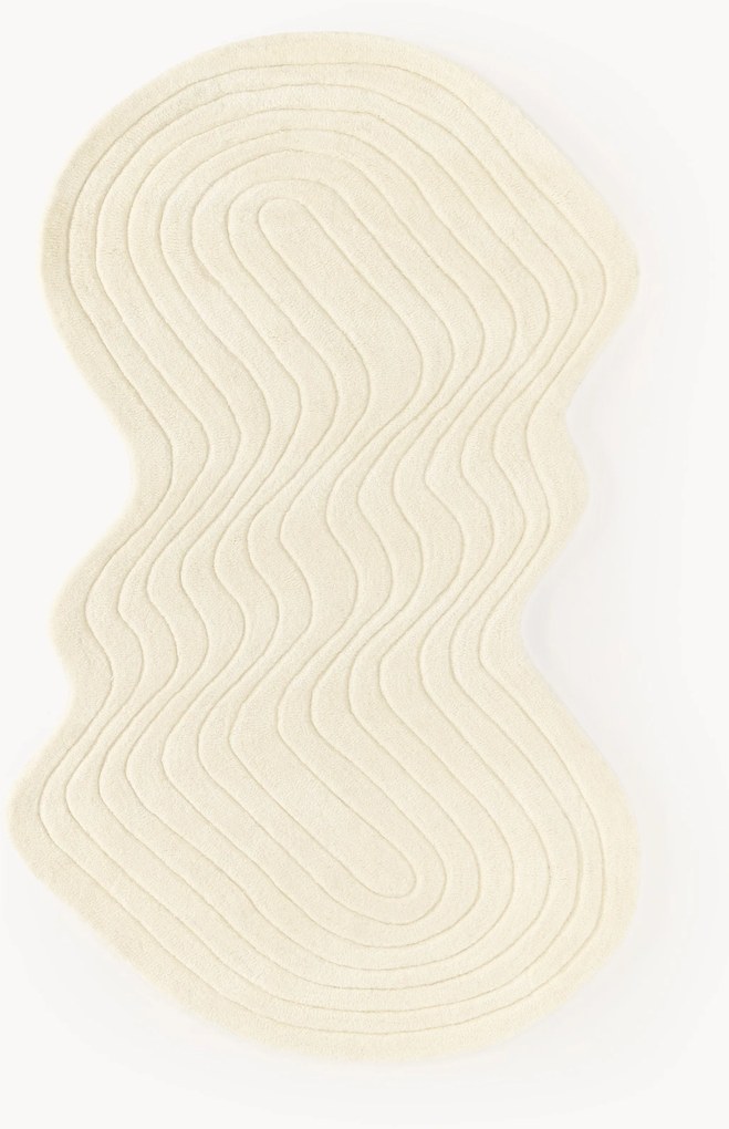 Tappeto in lana fatto a mano dalla forma organica Aliza