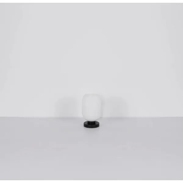 Globo 15469TO - Lampada da tavolo NORMY 1xE27/40W/230V bianco