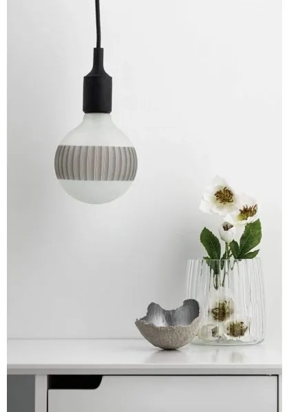 Lampadina LED dimmerabile CLASSIC G125 E27/4,5W/230V 2600K - Paulmann 28743