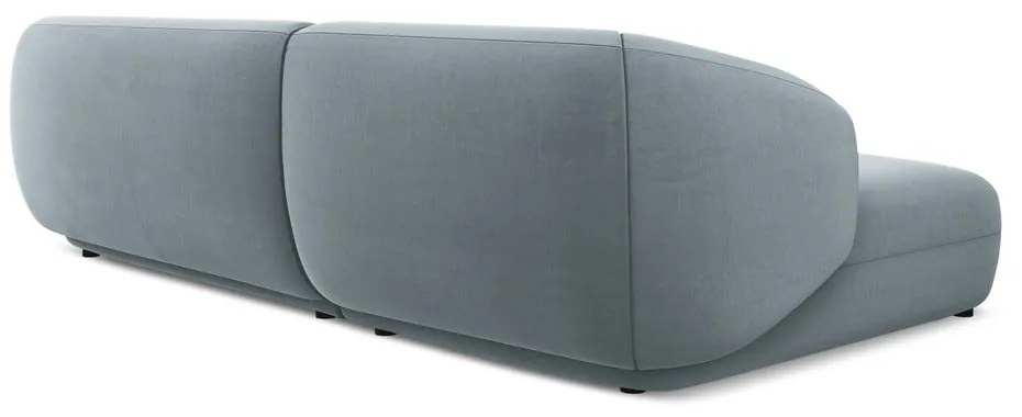 Divano angolare azzurro (con penisola a sinistra) con rivestimento in velluto Moana – Makamii