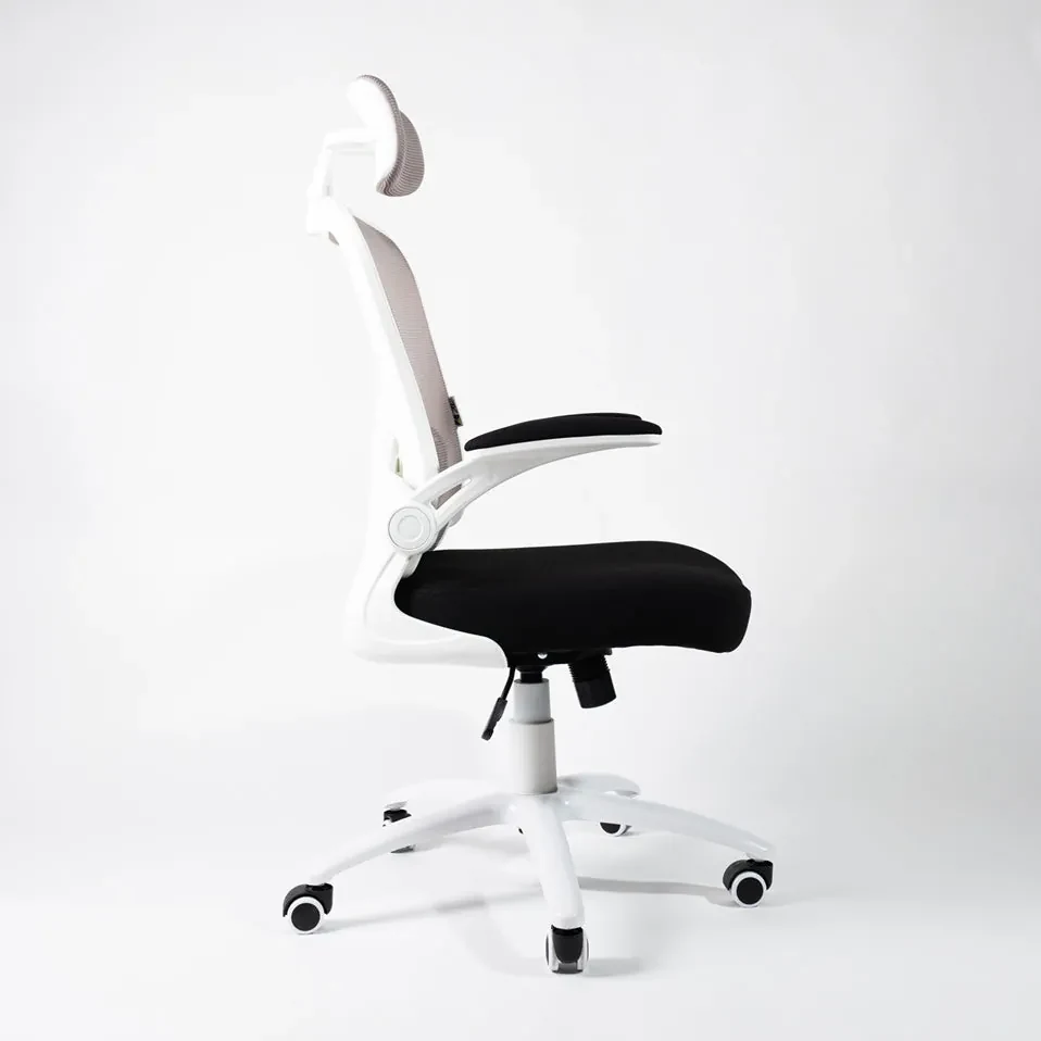 Sedia da ufficio, ergonomica, con braccioli ribaltabili regolabili, sedia girevole con supporto lombare, base in metallo resistente, in pelle PU, colore bianco