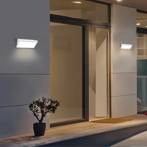 Brilagi-LED Lampada da parete per esterni con sensore TRIANGLE LED/20W/230V bianca IP65