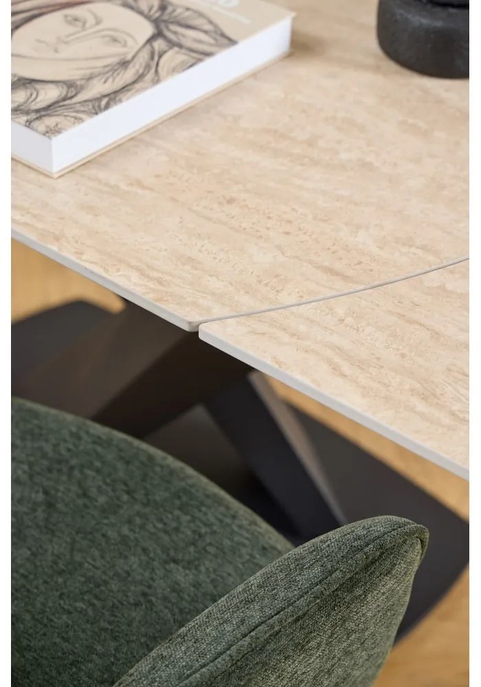 Sedia da pranzo verde scuro con braccioli Graham – Actona