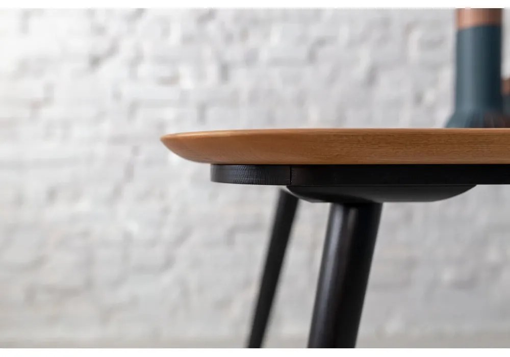 Tavolo da pranzo in legno di frassino con gambe nere , 180 x 90 cm Contrast - Ragaba