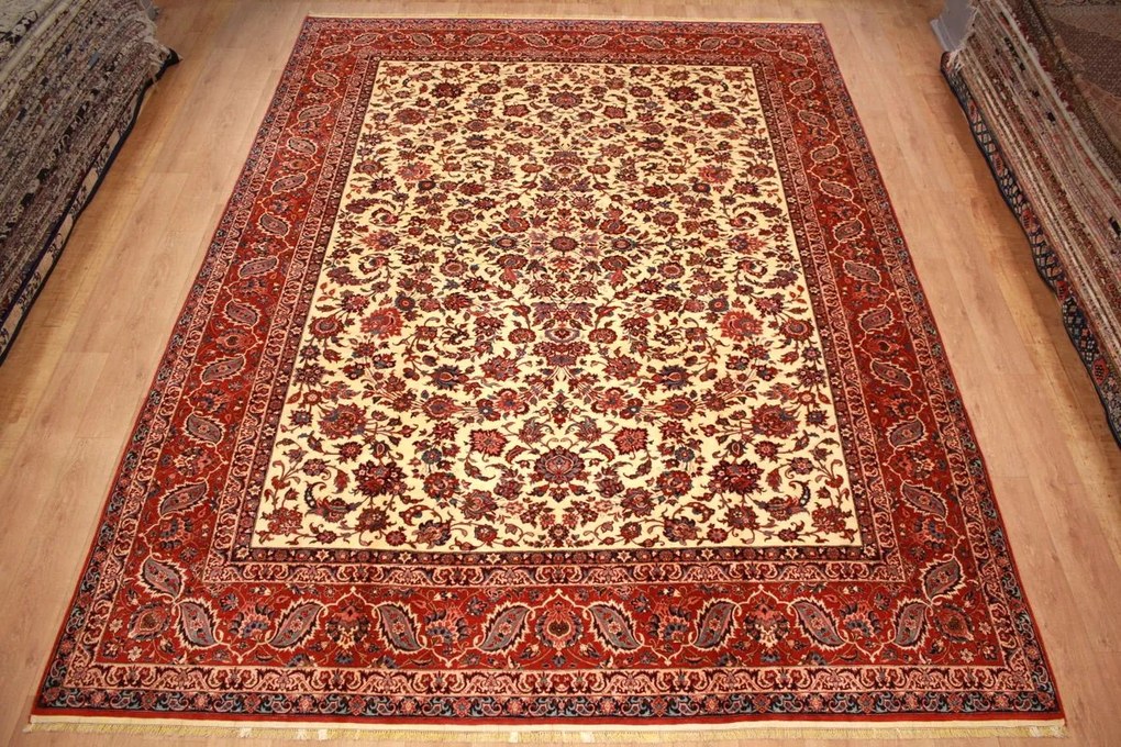 Isfahan Tappeto 320 x 420 (Iran) Annodato A Mano