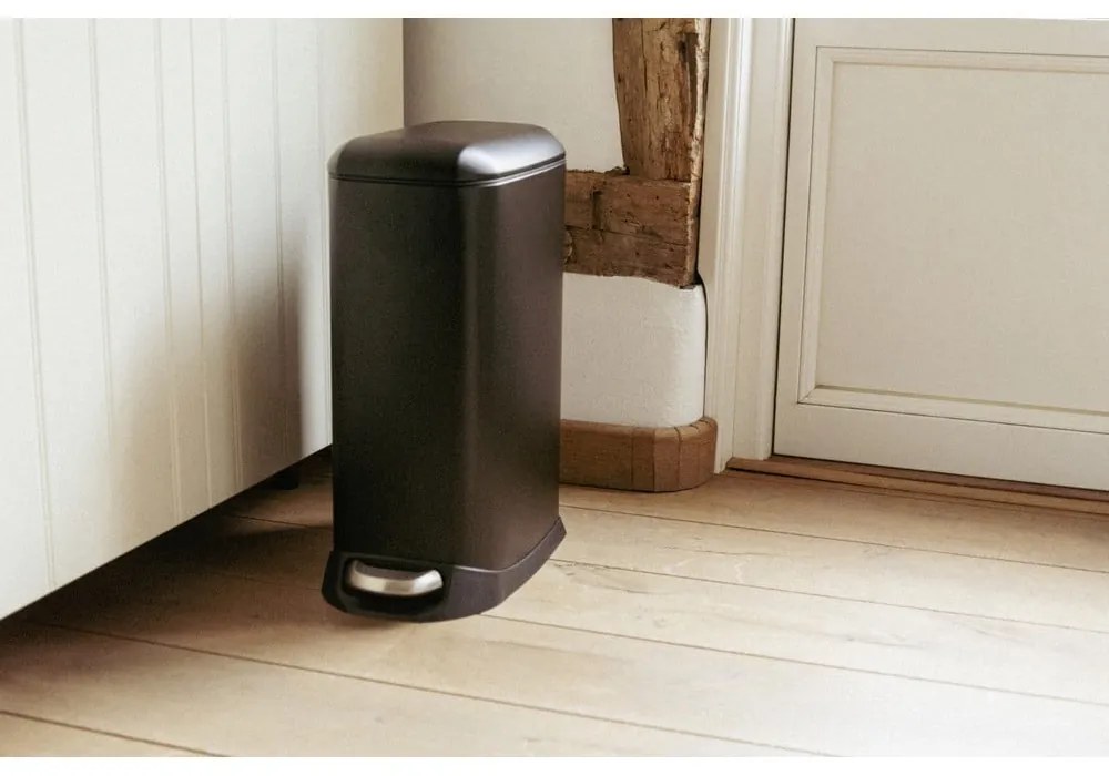 Cestino per la spazzatura nero opaco in acciaio con pedale 12 l Design – Wenko
