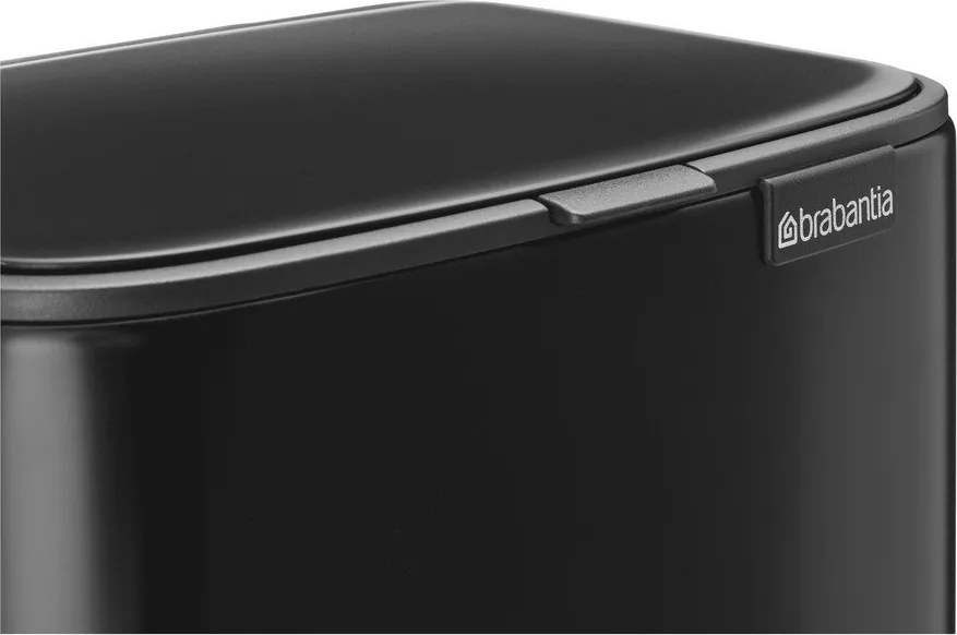 Cestino per la spazzatura nero opaco in acciaio con pedale 7 l Bo – Brabantia