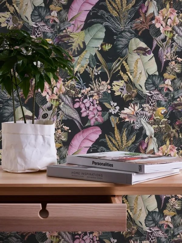 Carta da parati Dreamflowery parrot multicolor su nero, 53 cm x 10.05 m
