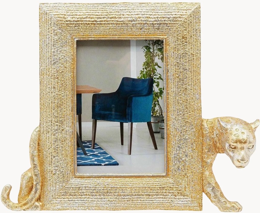 Cornice Leopard