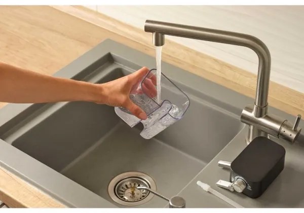 Sencor - Macchina per caffè espresso a portafiltro 1350 W/230 V nero/cromo satinato