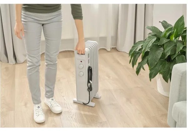 Sencor - Radiatore a olio a 7 elementi 600/900/1500W/230V bianco