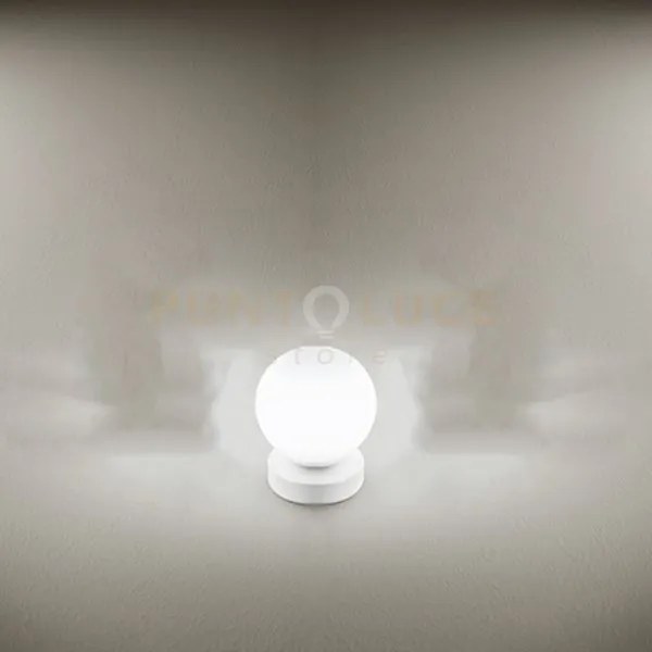 Lampada da tavolo in metallo bianco opaco maga 1 luce attacco e14 d...