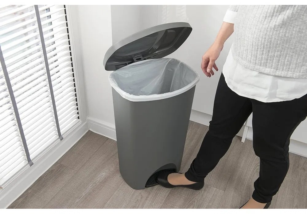 Bidone a pedale in plastica nera 50 l - Addis
