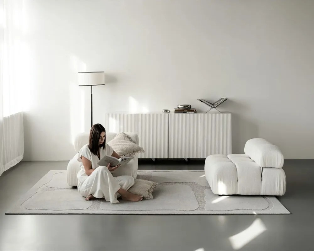 Tappeto in lana grigio chiaro 133x190 cm Morphic Organica - Agnella