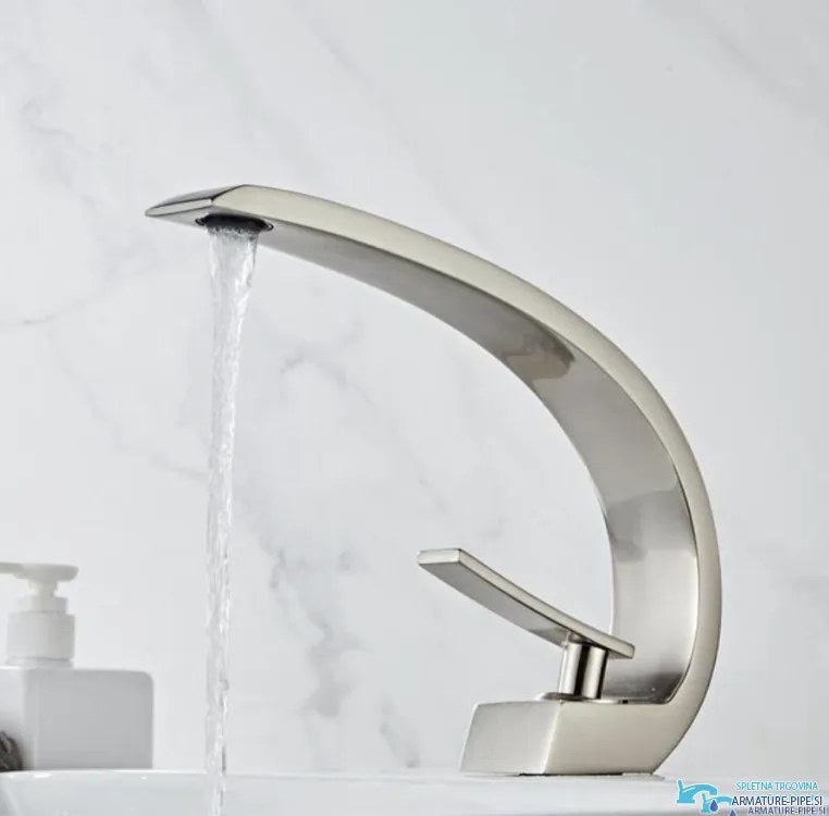 GB1424-zs: Rubinetto per lavabo EYN GB1424 con LED in più finiture, tra cui oro e nero opaco — Nichel