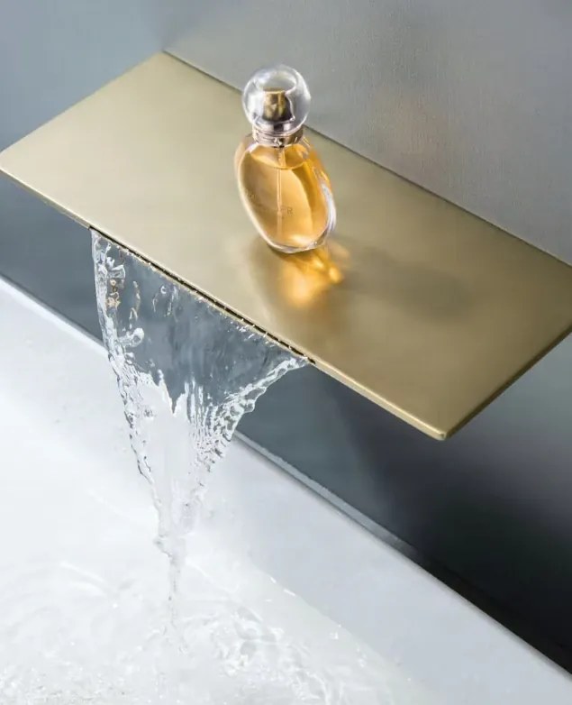 Rubinetto da parete per lavabo ELITE EDITION BSW1722 con LED e getto a cascata, in più finiture tra cui oro spazzolato e nero opaco — Nero